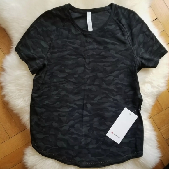 Lululemon Rise and Run Short Sleeve - Picture 1 of 4